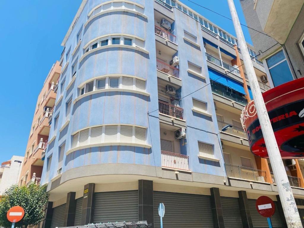 Nice And New Furnished Apartments In Torrevieja Centre מראה חיצוני תמונה