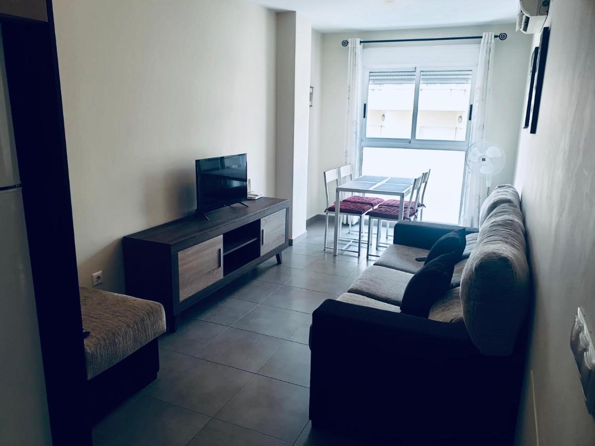 Nice And New Furnished Apartments In Torrevieja Centre מראה חיצוני תמונה