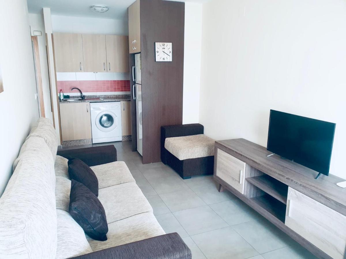 Nice And New Furnished Apartments In Torrevieja Centre מראה חיצוני תמונה