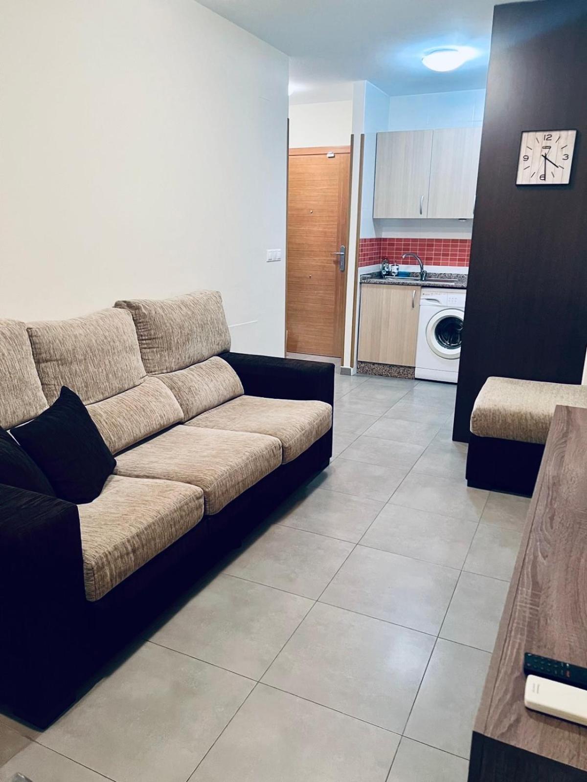 Nice And New Furnished Apartments In Torrevieja Centre מראה חיצוני תמונה